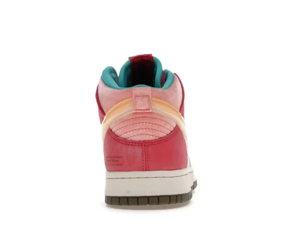 Tenis Nike Dunk Mid Social Status Strawberry Milk Hombre Originales - Image 3